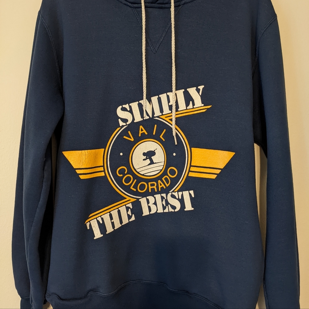 Vail, Colorado heavy weight hooded pull over sweatshirt. Navy. Size M.